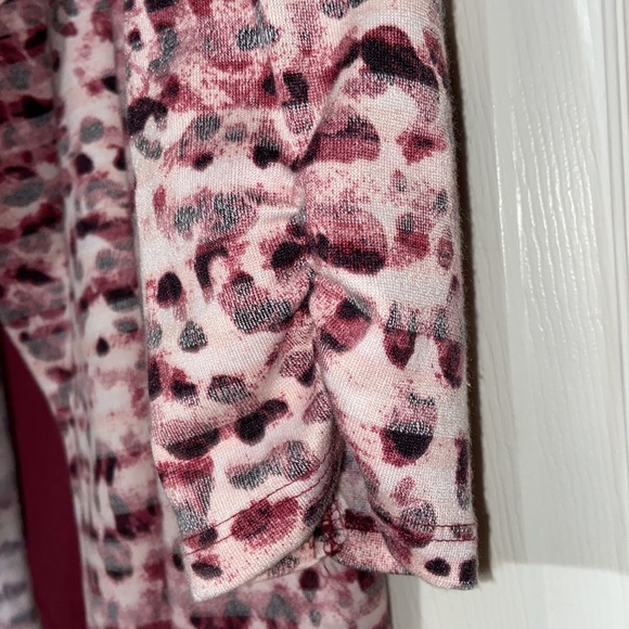 Classic Editions Ladies Fooler Top Burgundy Pink Black Size XL - Picture 4 of 11